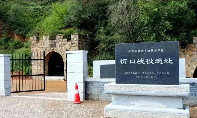 323E34C9-37CB-4D50-96A0-249E726845BC 323E34C9-37CB-4D50-96A0-249E726845BC